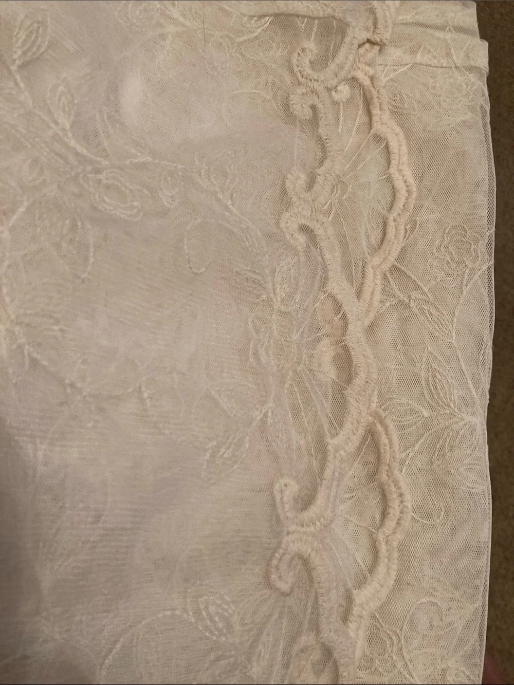 Lace Floral/Vine Sheer Panel Scalloped Edge Curtains Set 4 EUC